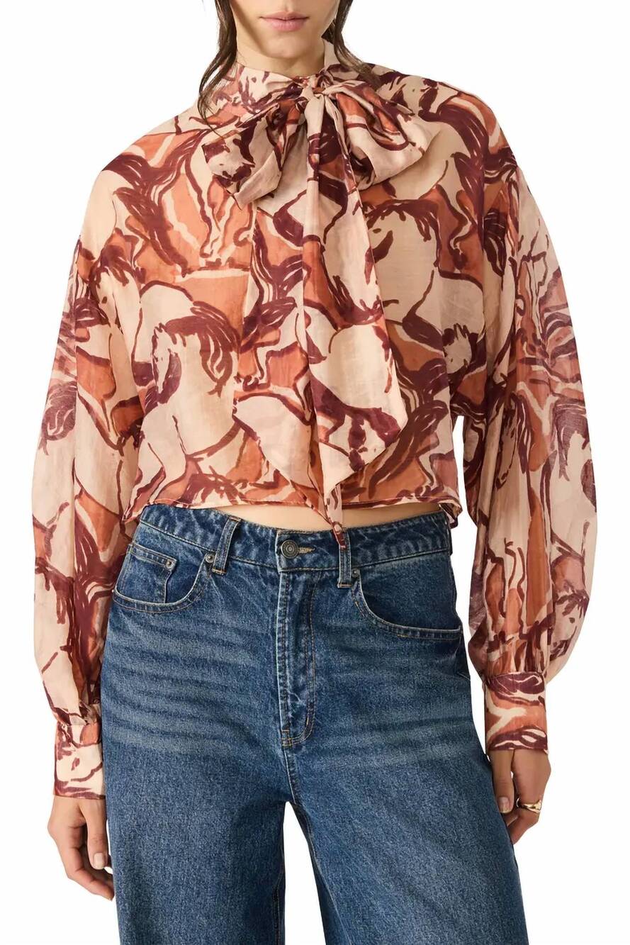 NEW STEVE MADDEN sutton equestrian print tie neck top in sorrel horse